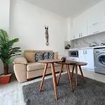 Elegant And Welcoming One Bedroom Apartment