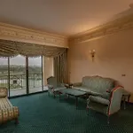 Hilton Pyramids Golf