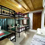 Octopus Hotel