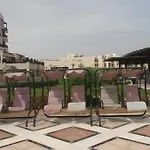 Gravity Hotel - Samra Bay - A Luxury Studio Apartment Just For You