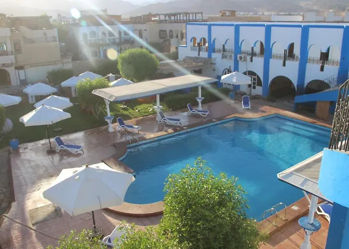 Yassmina Hotel