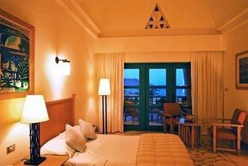 Hotel Hyatt Regency Heights 4*