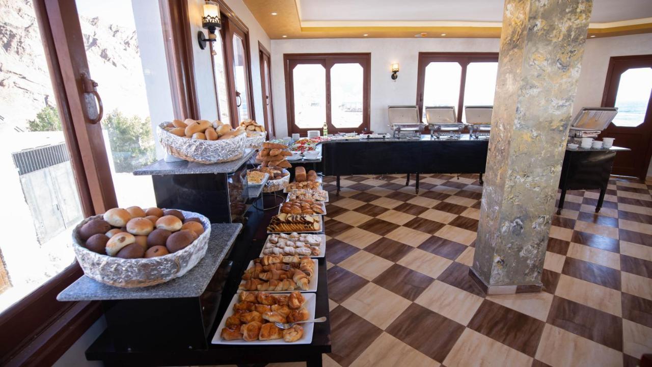 Hotel Golden Heights Aqua Park