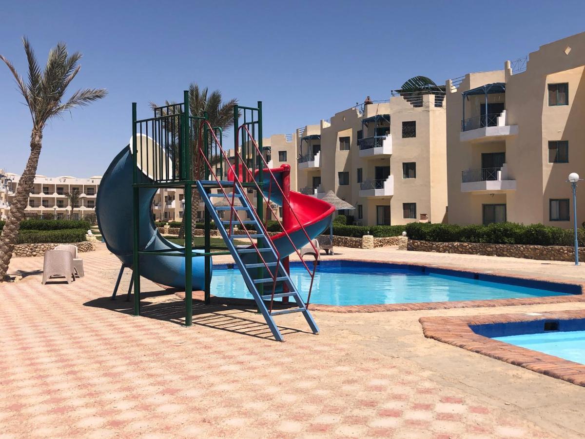 Cozy Sunny Ground With Terrace-ras Sudr *