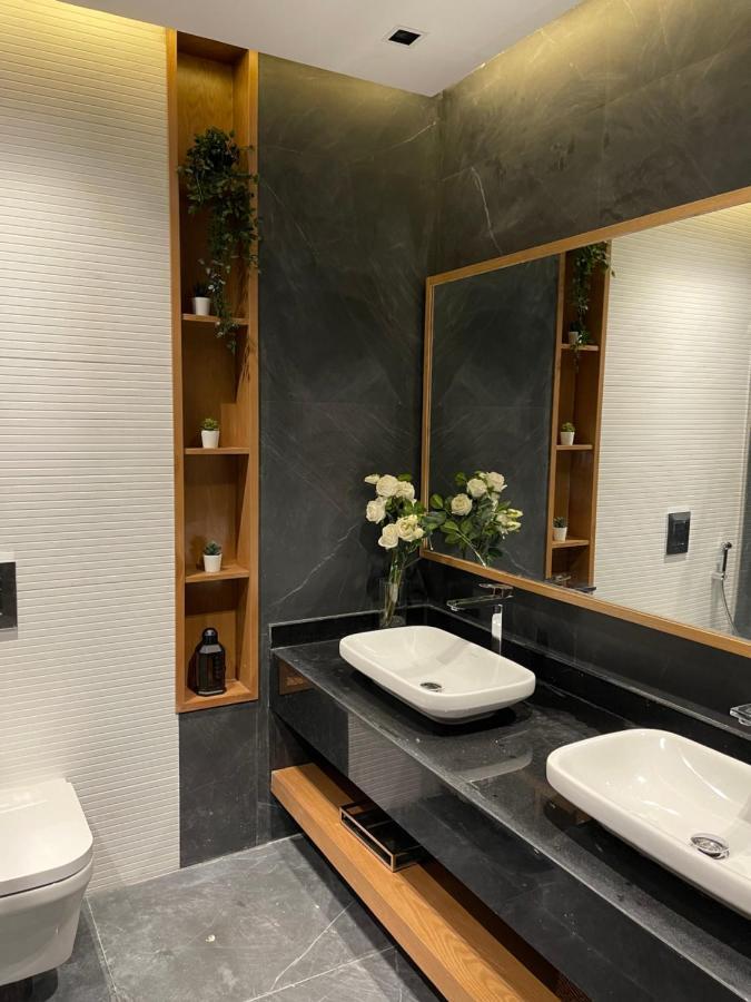 Apartment Penthouse 2br-للعائلات فقط Cairo