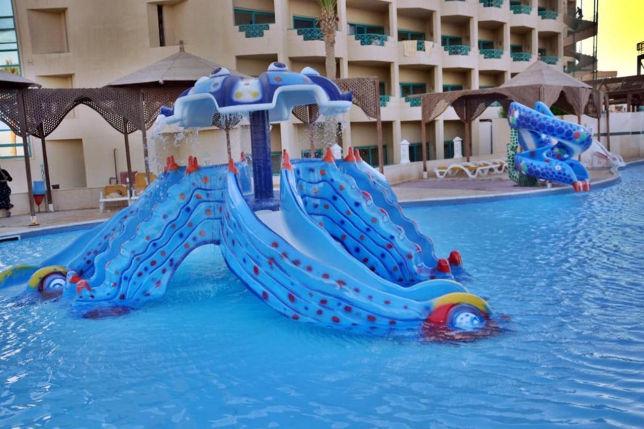 Hotelux Marina Resort