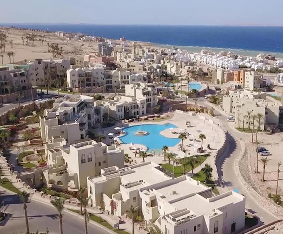 Azzurra Aparthotel