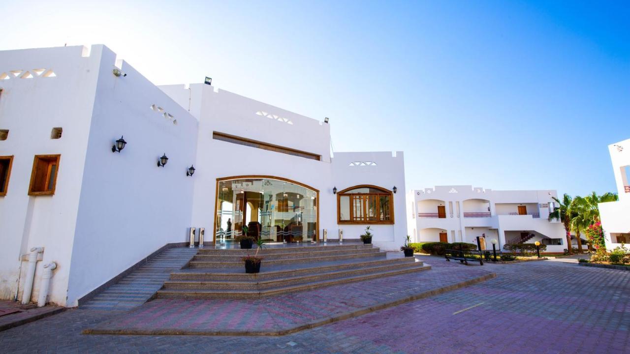 Happy Life Village Resort
