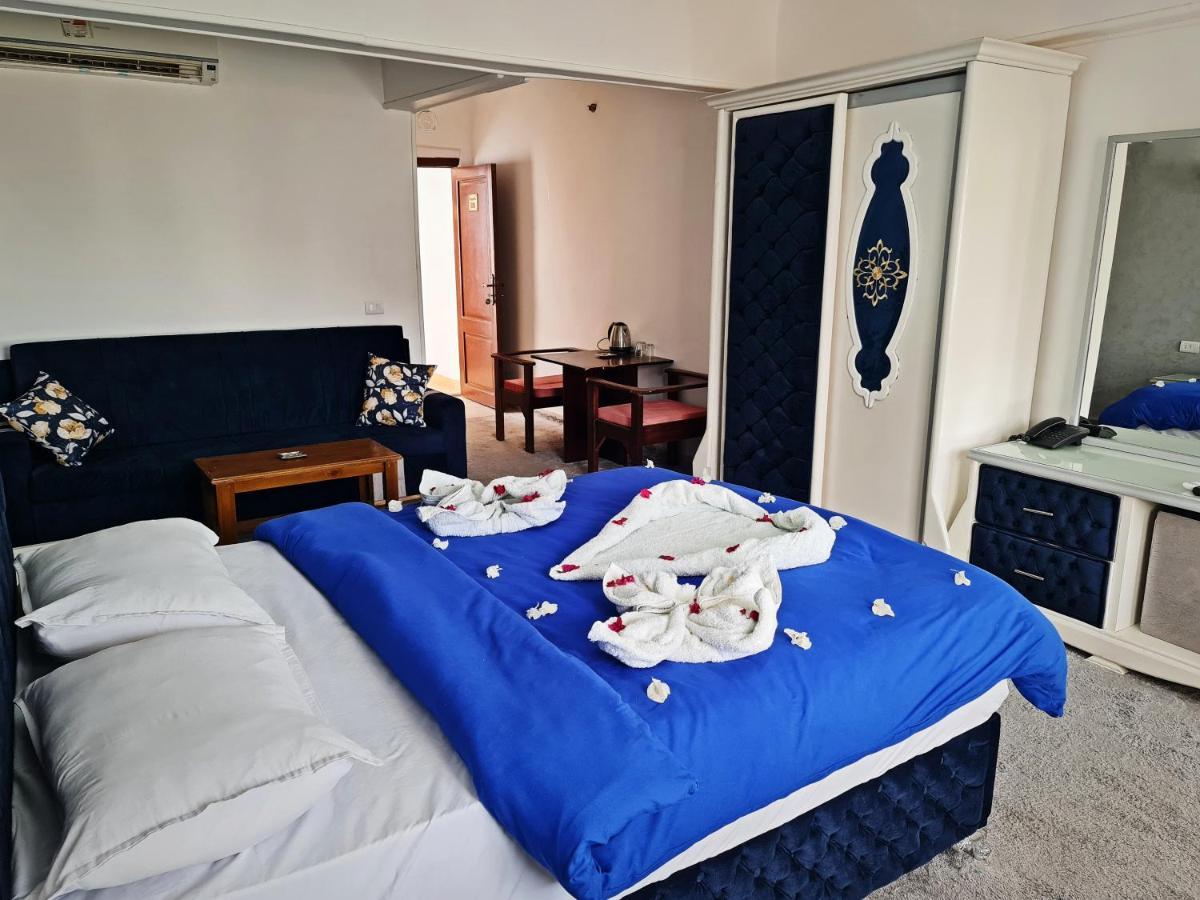 Golden Heights Aqua Park 3*