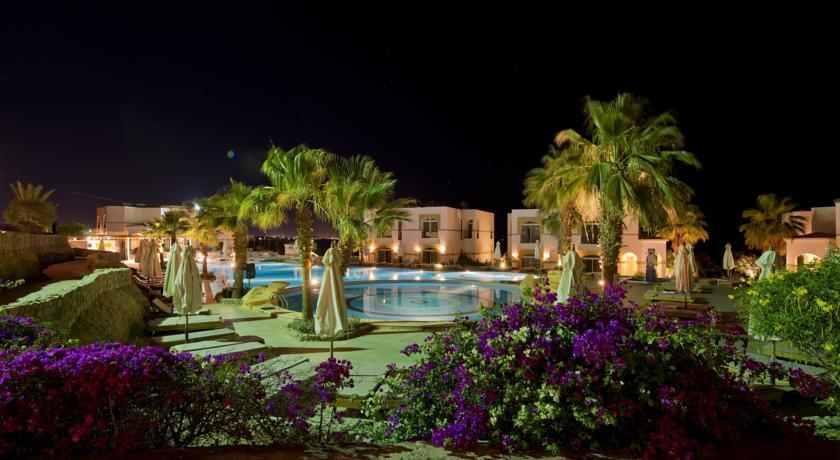 Resort Amphoras Blu 4*