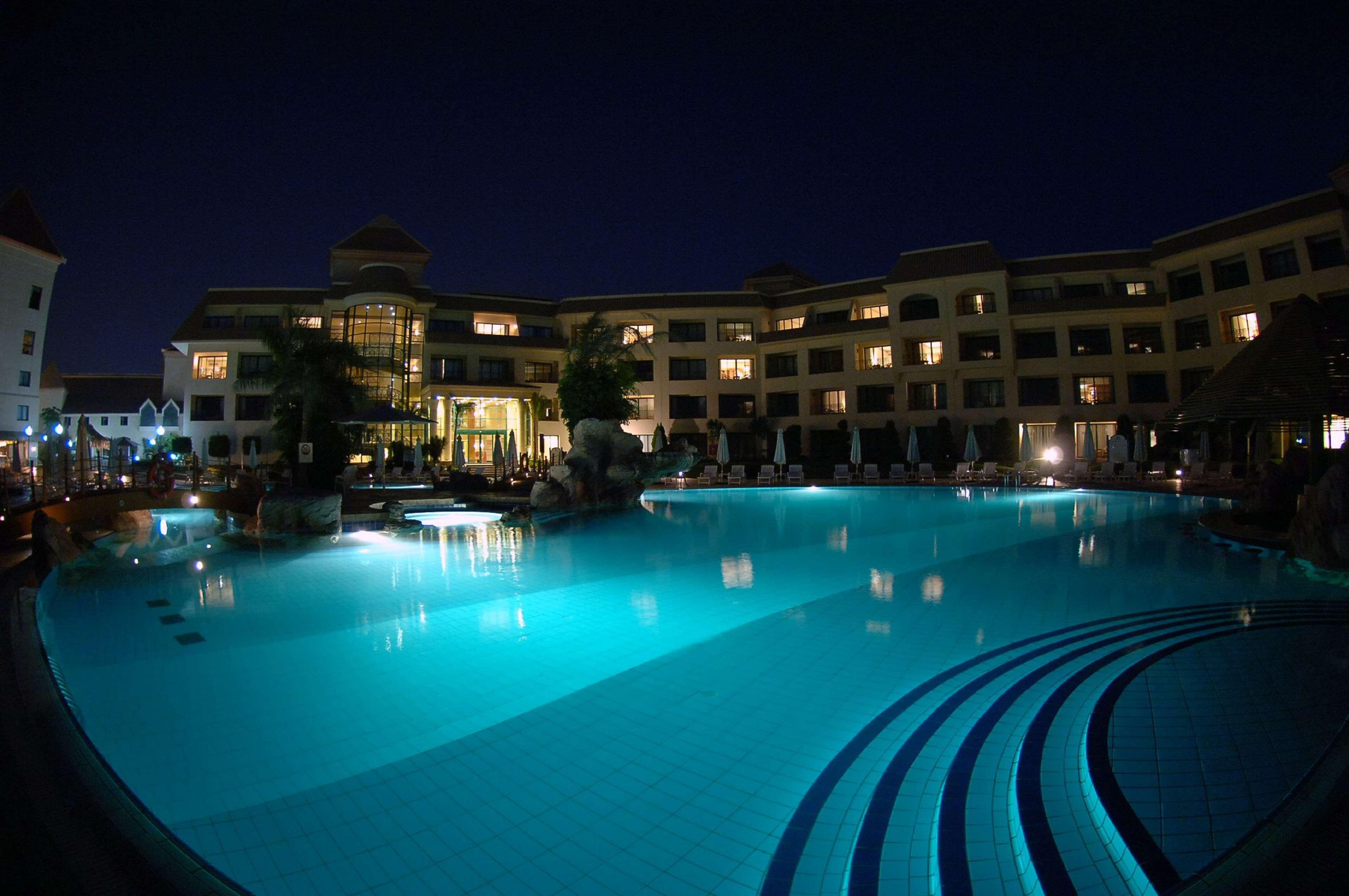 Resort Hilton Pyramids Golf 6th of October City