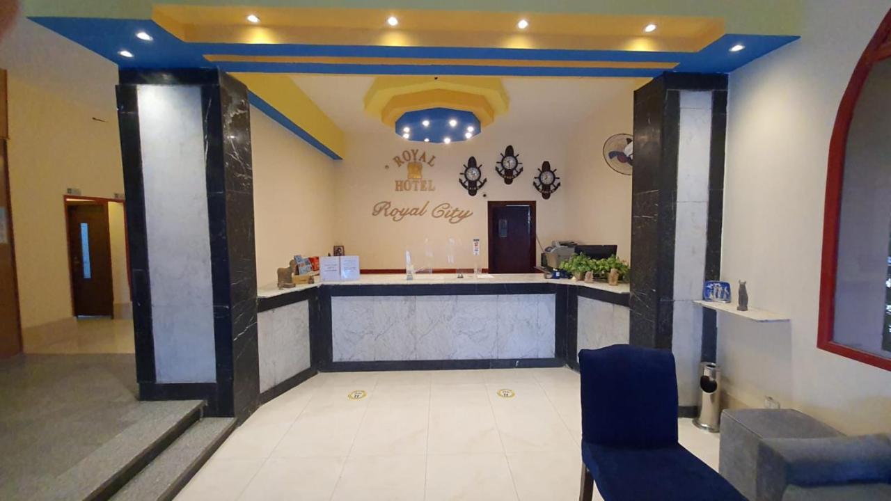 Royal Hotel