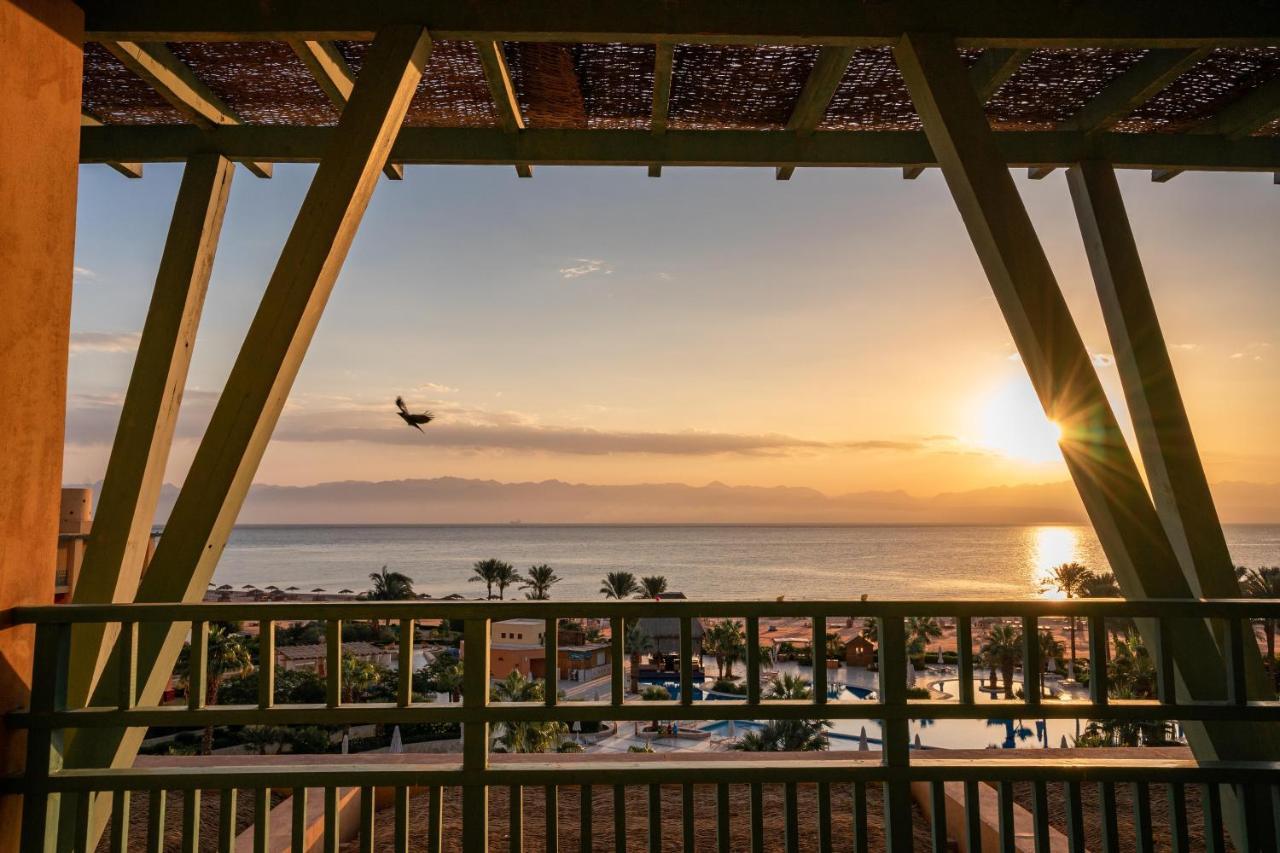 Strand Beach Resort