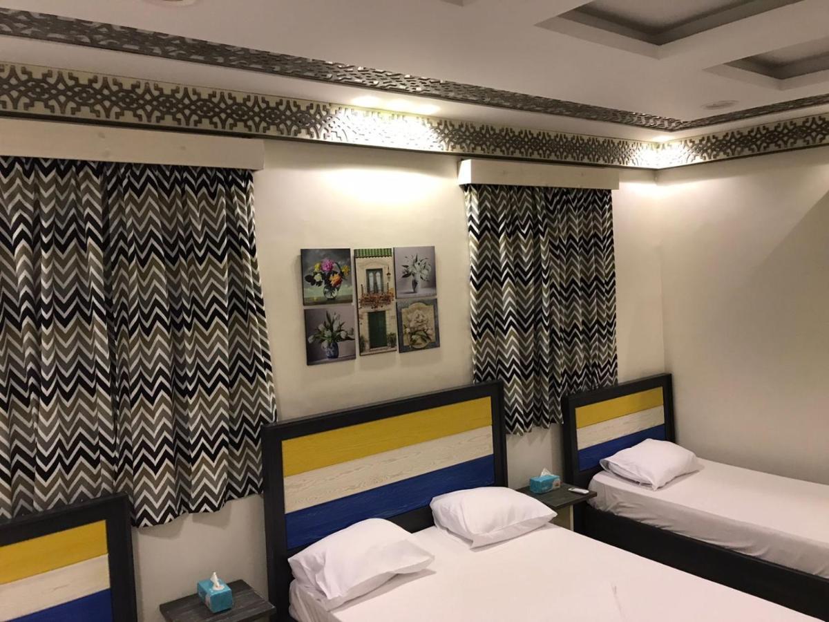 Apartament Rodex & *