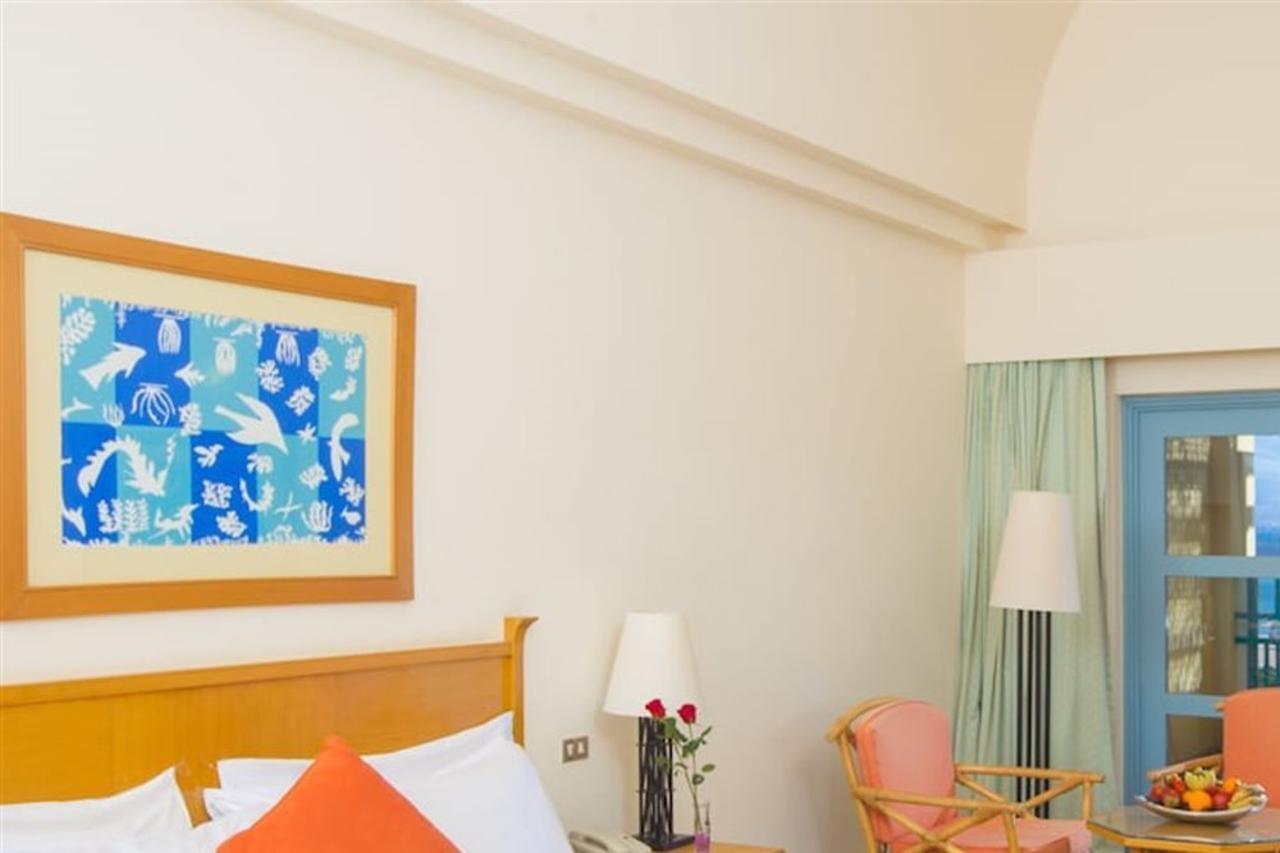 Complex Strand Beach Resort Taba
