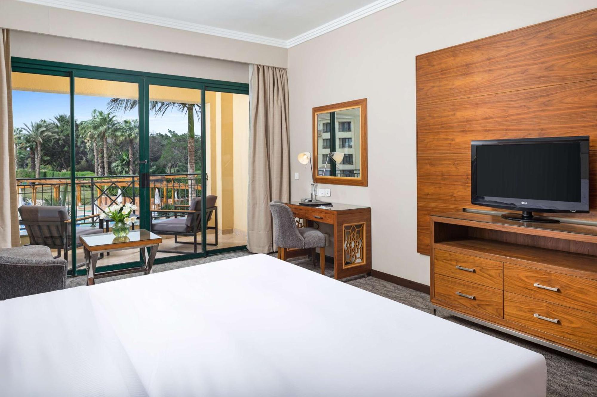 Hilton Pyramids Golf 6th of October City