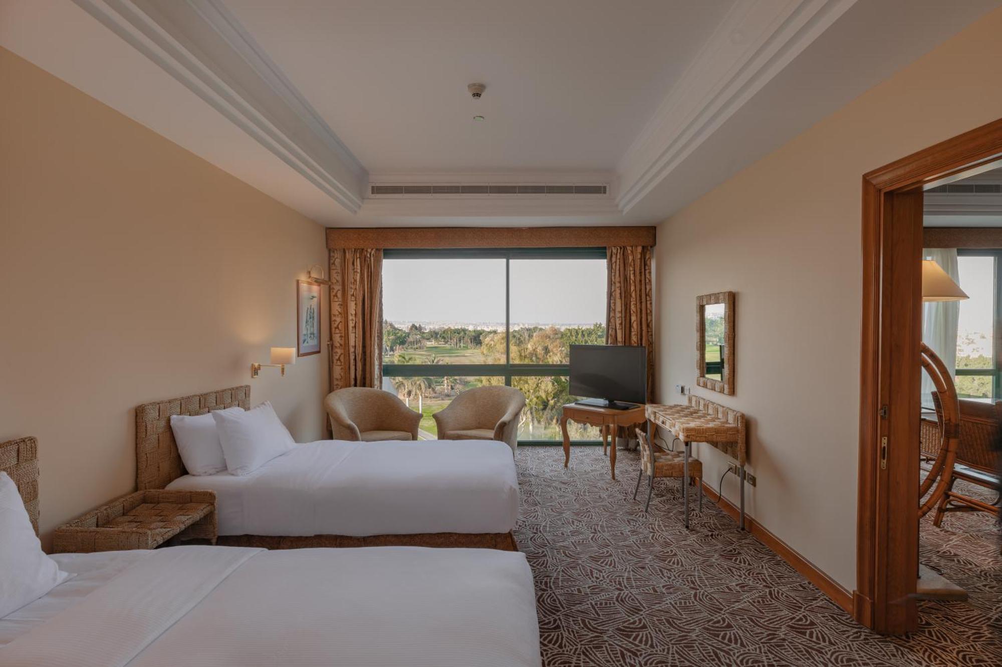 Hilton Pyramids Golf Resort