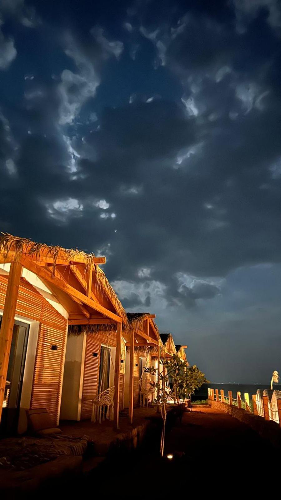 Hotel Ananda Camp *
