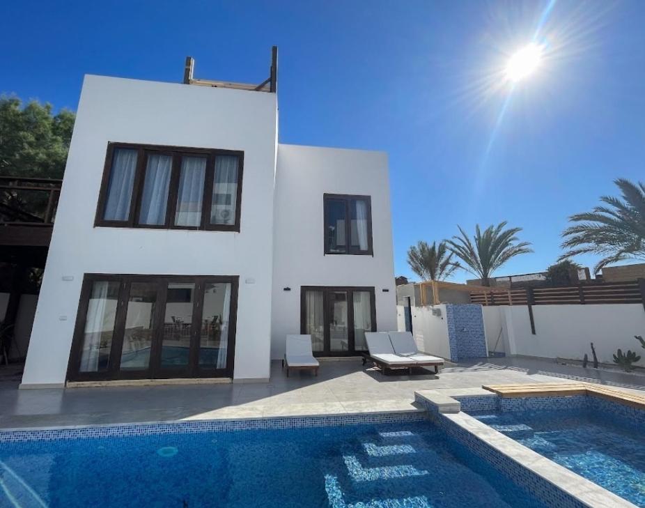 Villa Blanca