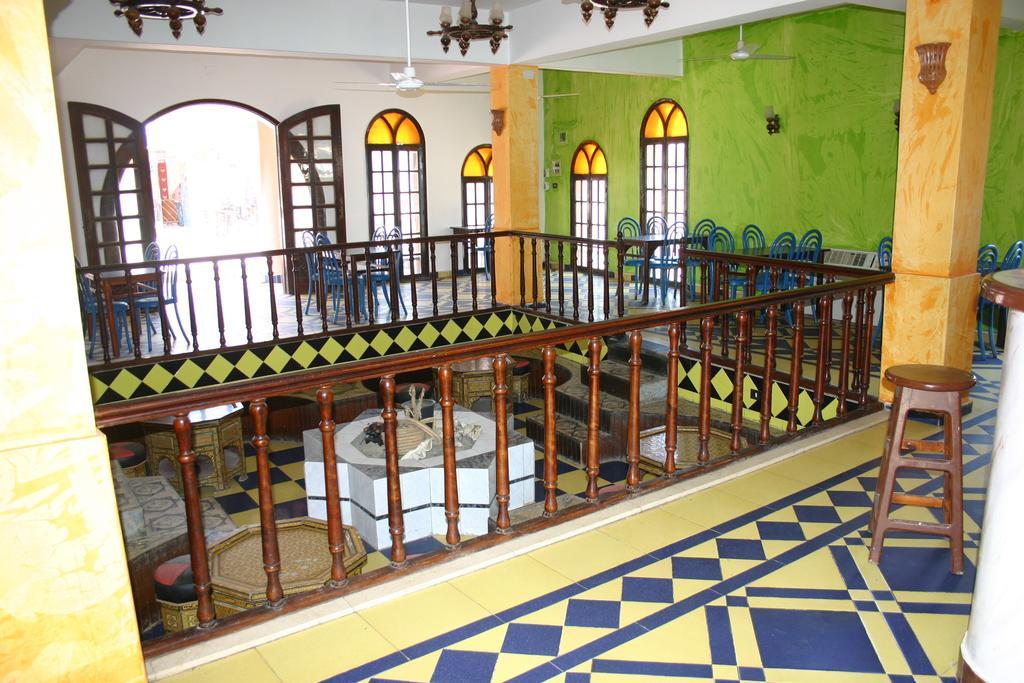 Yassmina Hotel