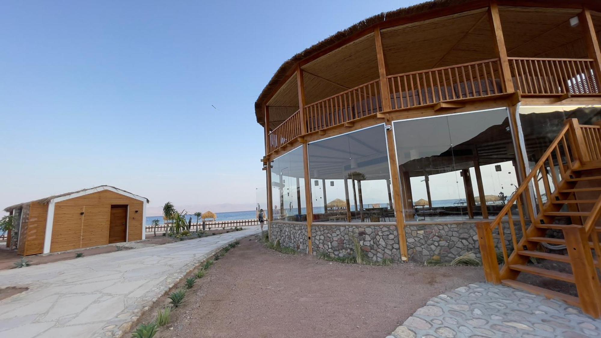 Hotel Ananda Camp *