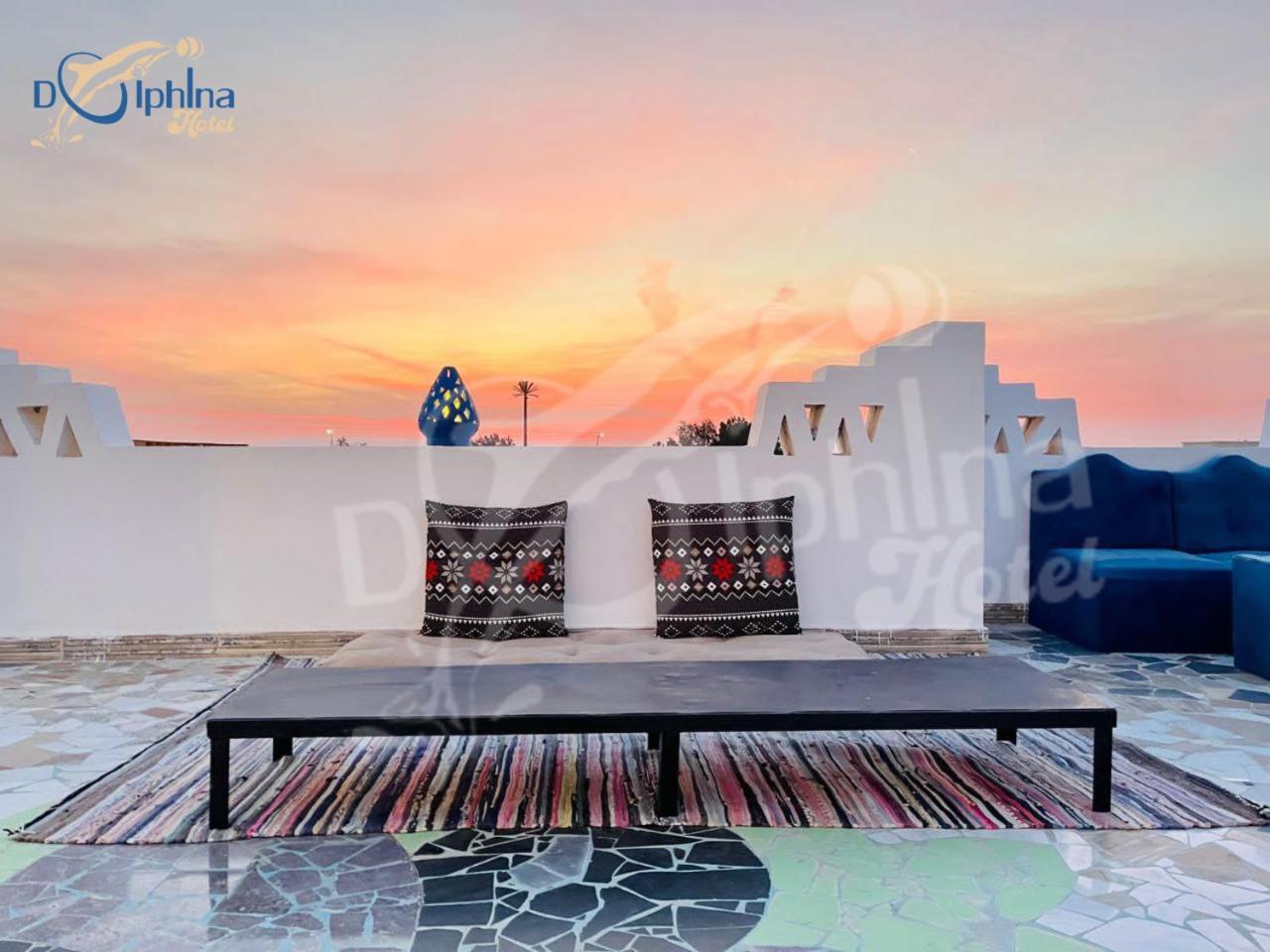 Hotel Dolphina & Restaurant