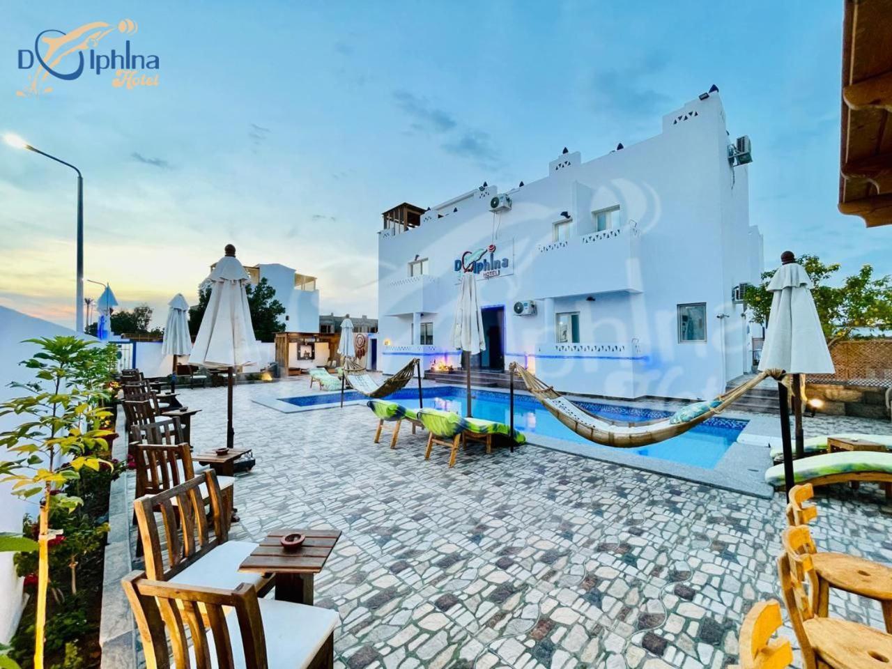 Dolphina & Restaurant