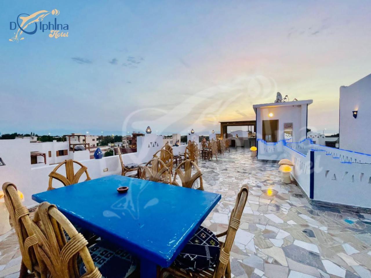 Hotel Dolphina & Restaurant
