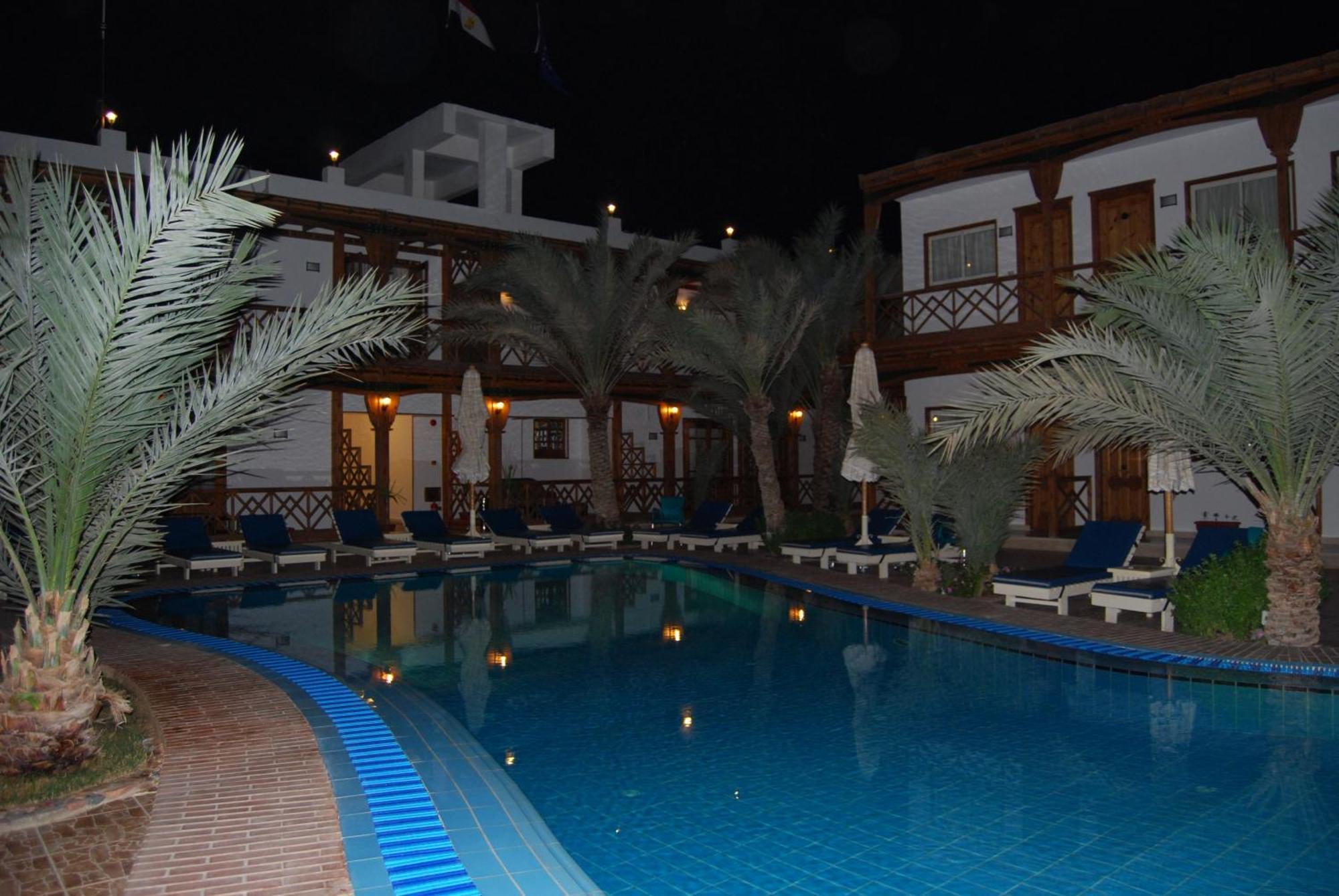 Resort Acacia 3*