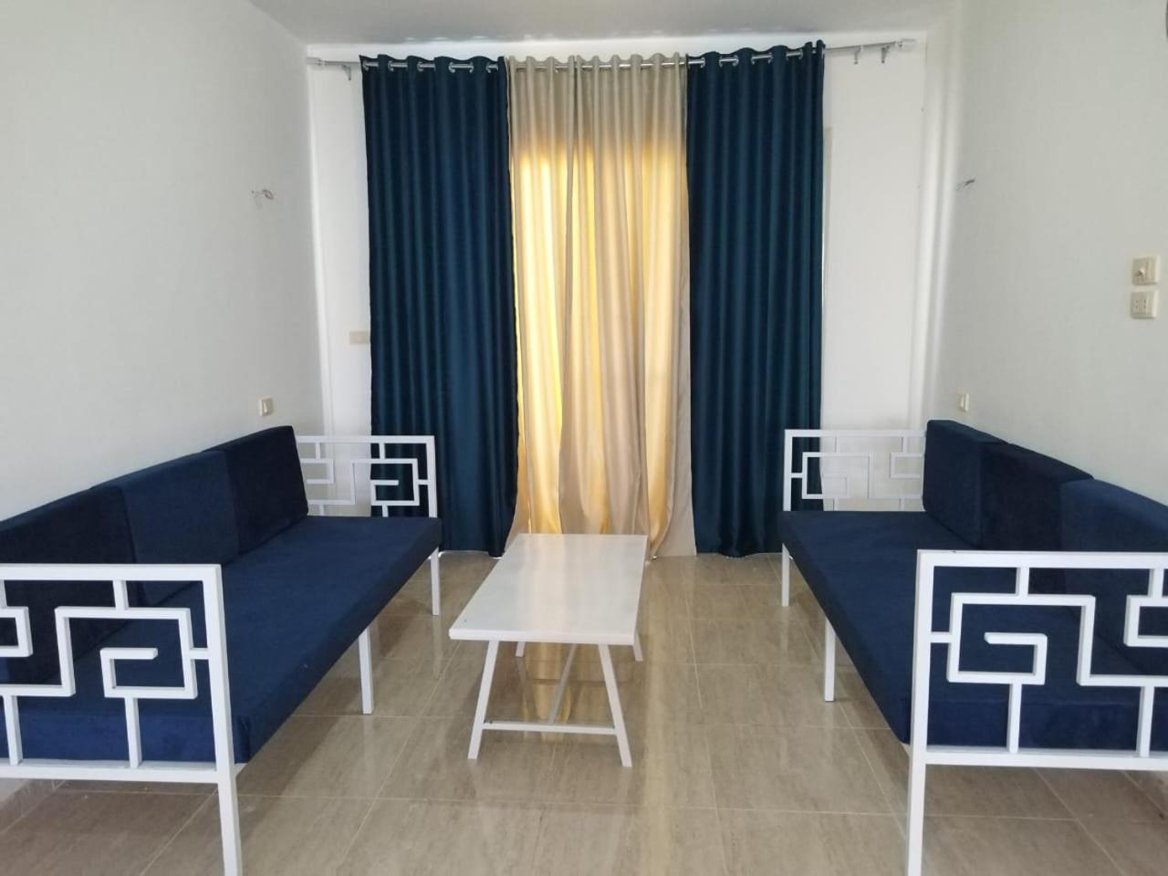 Apartamento And Pools Front Challet In *