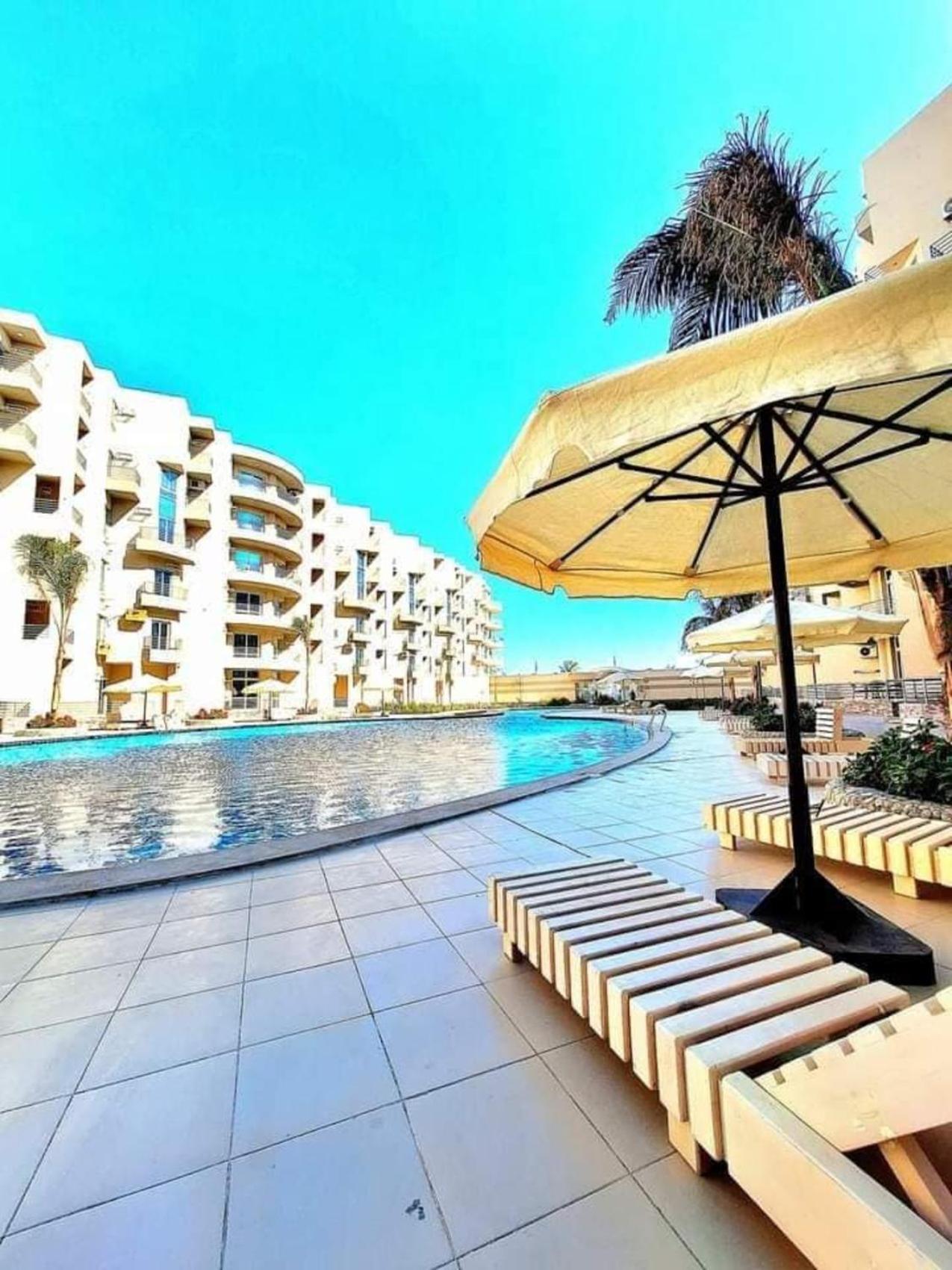 With Seaview, Amazing For Couples, Sunny & Seaview & Free Wi-fi Apartment Hurghada