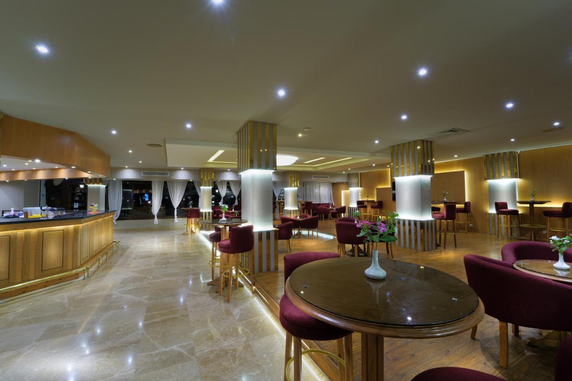 Regina And Aqua Park Resort