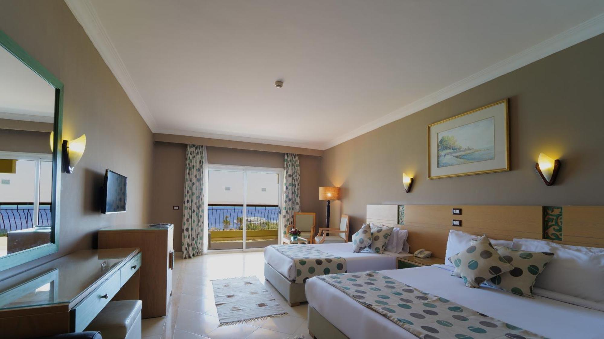 Regina And Aqua Park Resort