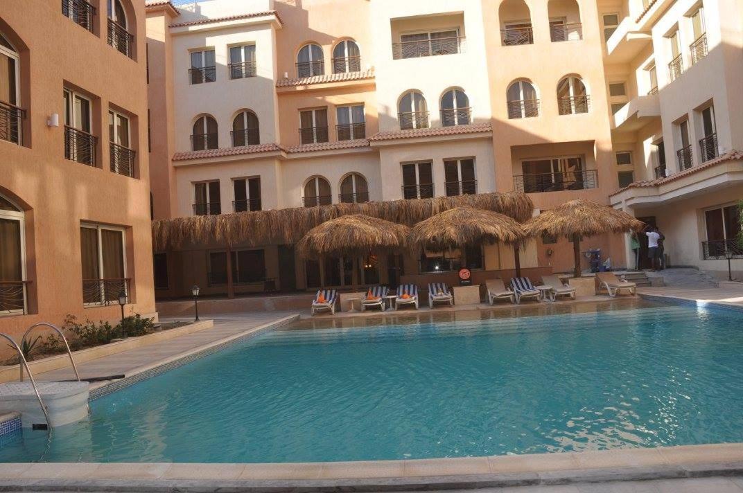 La Rosa Boho Aqua Park Hotel