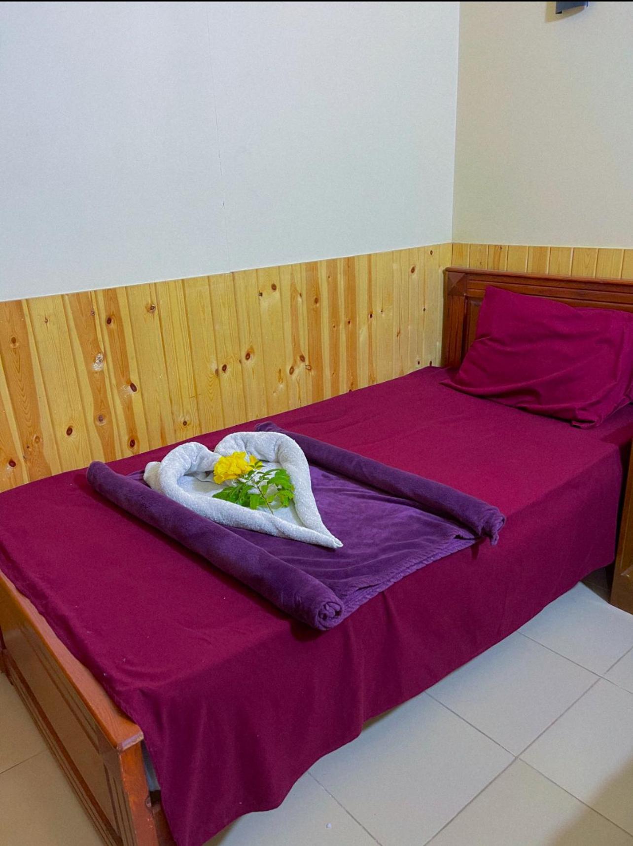 Miramar Camp Otel