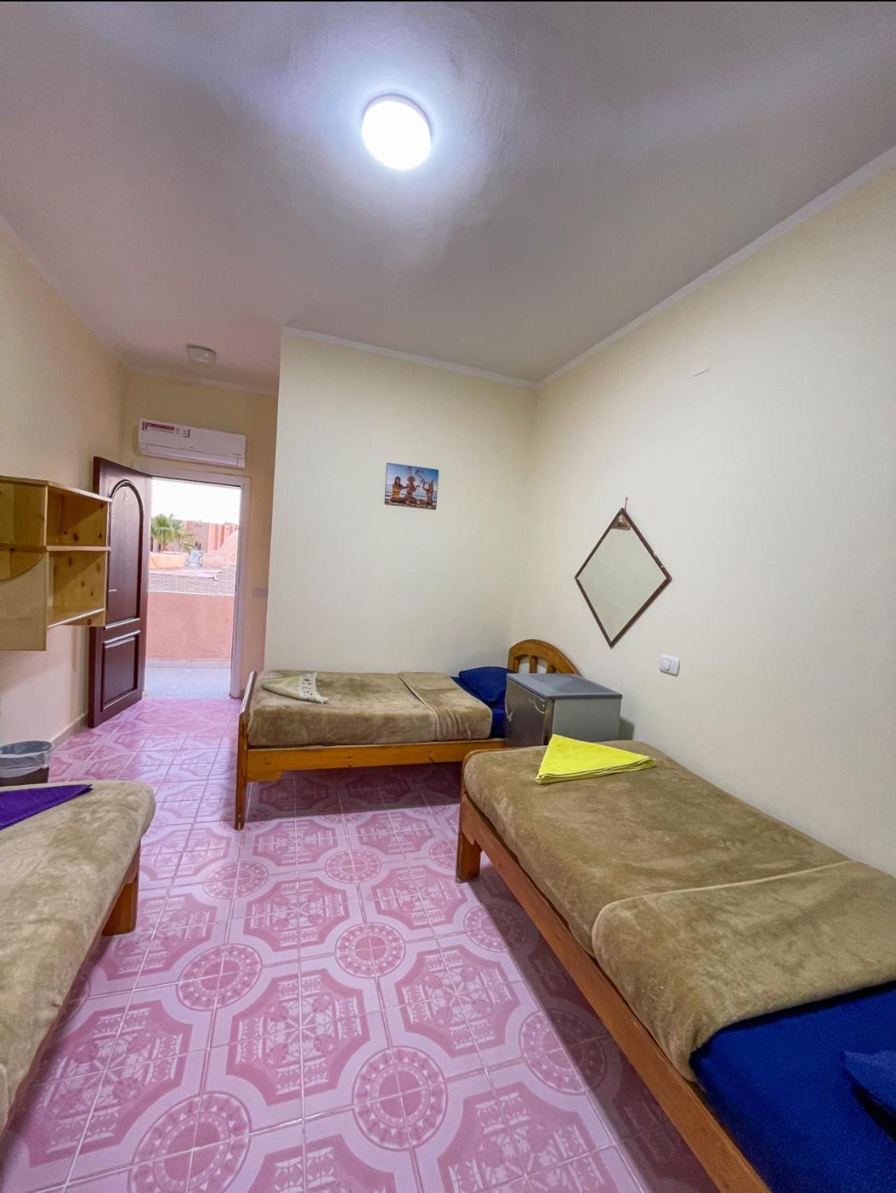 Miramar Camp Otel Dahab