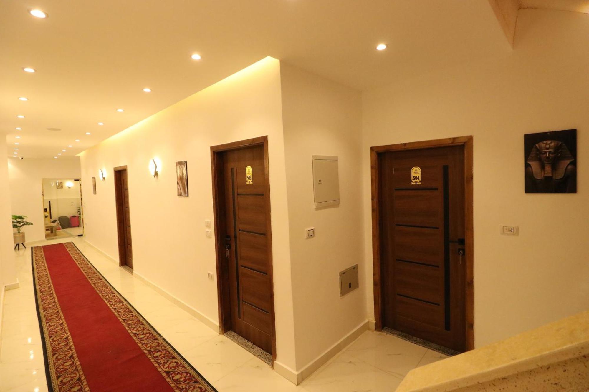 Hotel West Pyramids