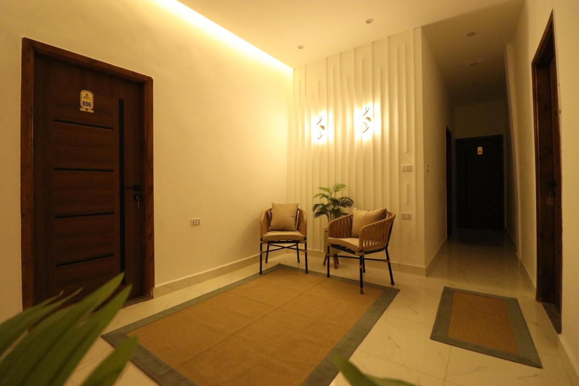 Hotel West Pyramids Kafrat al Jabal