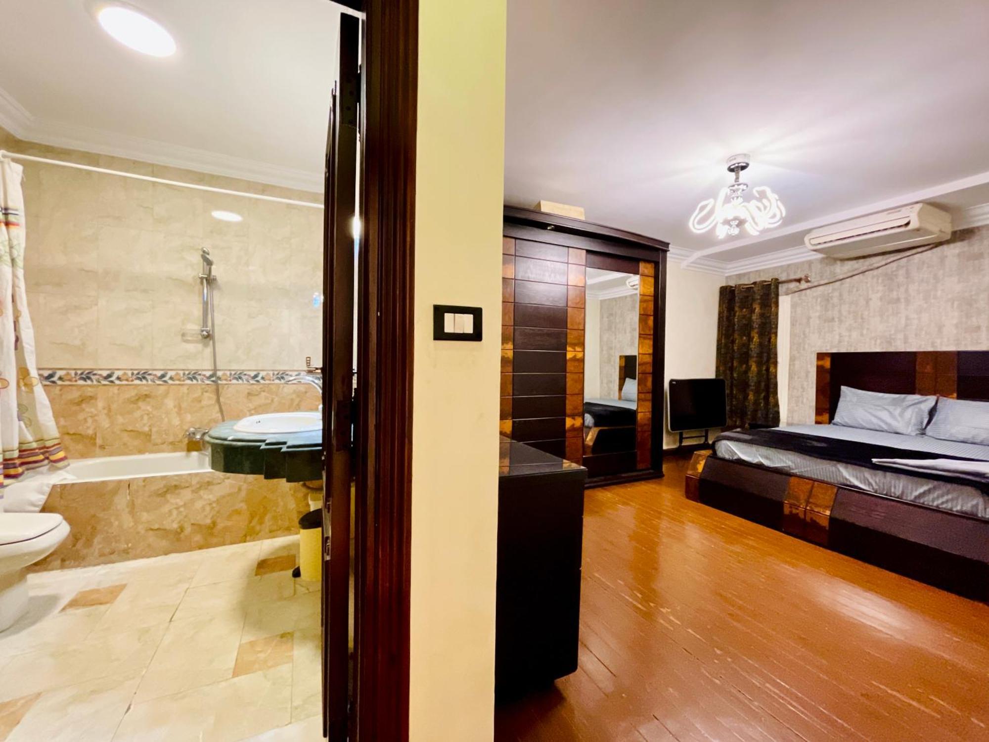 Family Lux -3brsnile Corniche Apartment *
