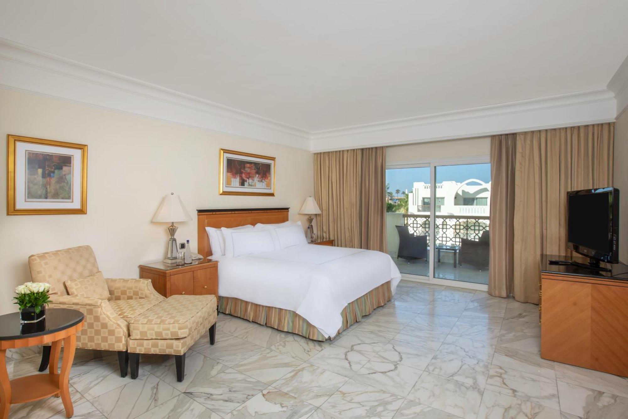 Swissotel Sheikh Resort