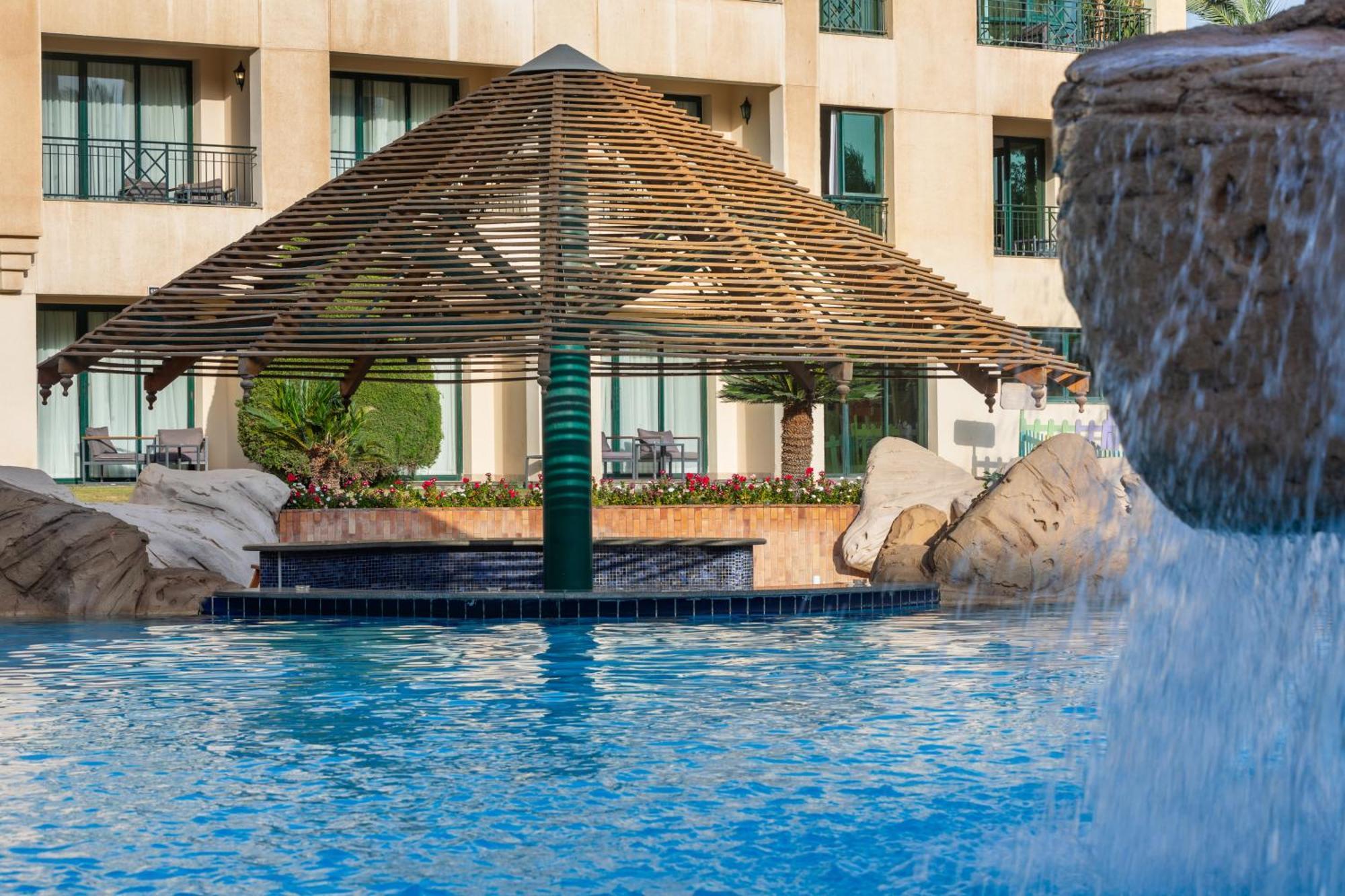 Hilton Pyramids Golf Resort