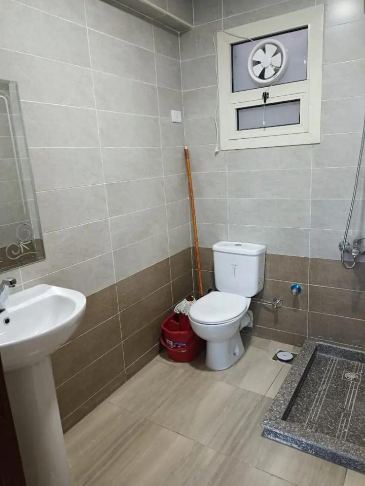 Just Sandy Beachy, Near Airport, Free Wifi Apartment