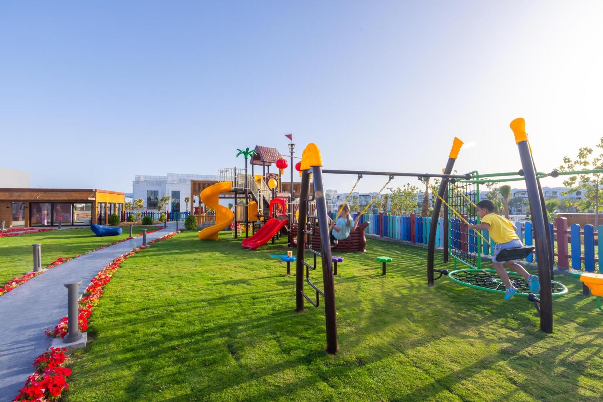 Rixos Radamis Sheikh - Free Jennifer Lopez Concert Access July 4 - 2 Kids Free