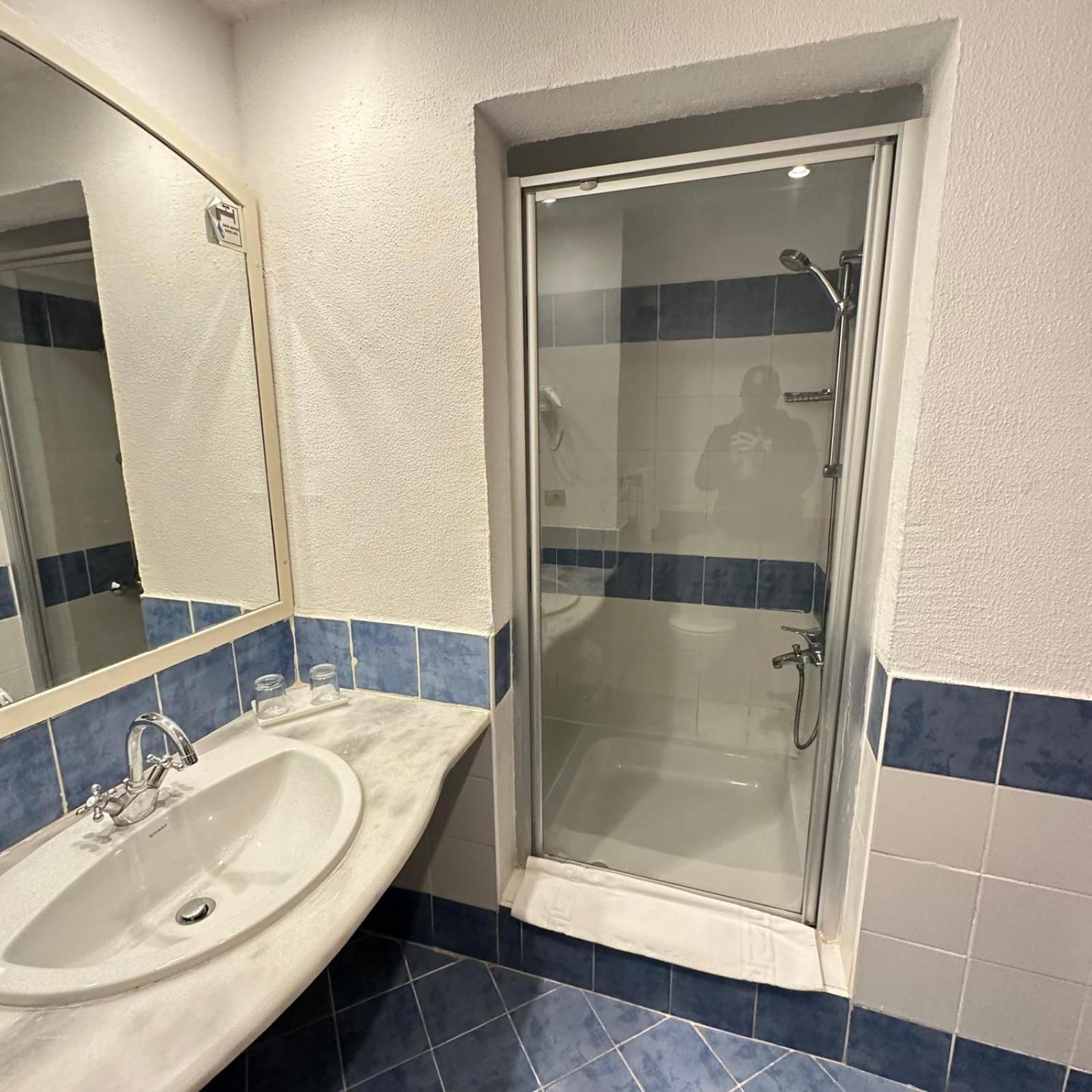 Acquamarine Whit Terrace Apartment