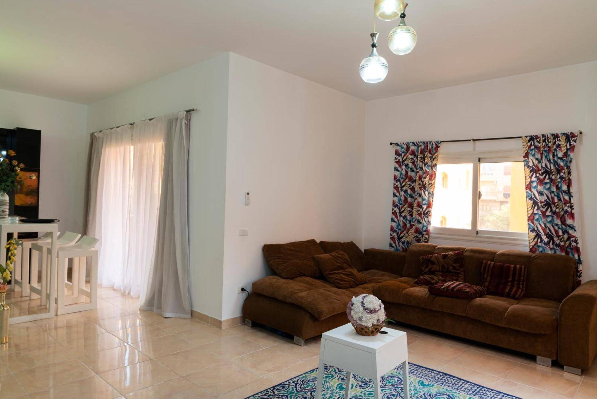 Modern 2br - Al Dora Resort, Apartment *