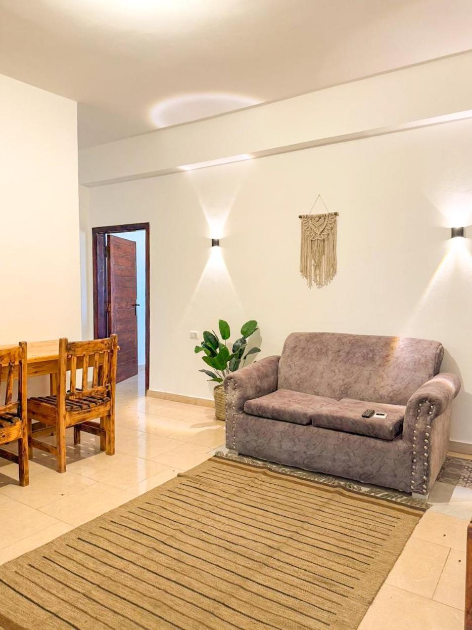 Aparthotel Sea Breeze *