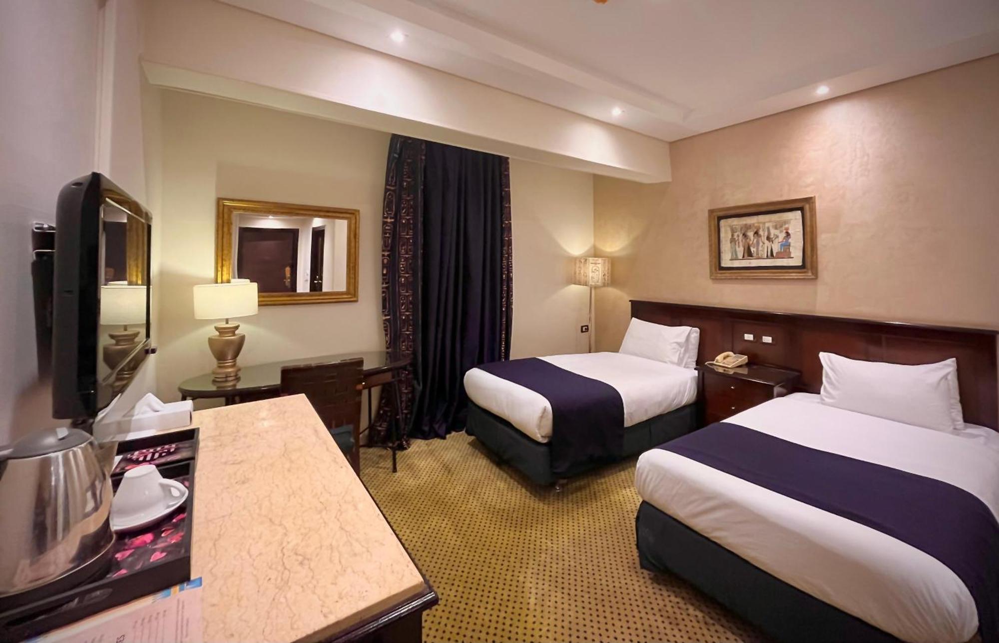 Hotel Al Fouad Palace Pyramids View