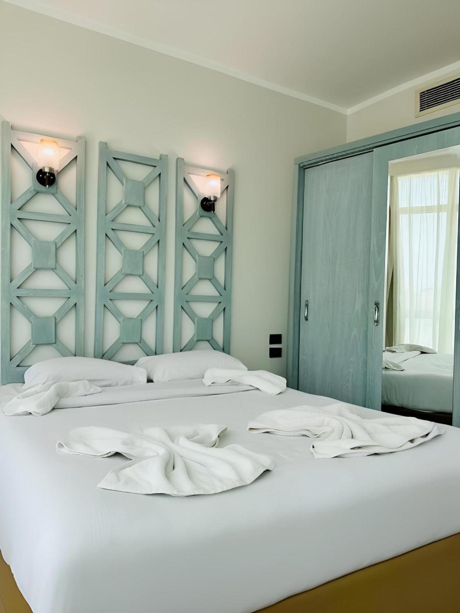 Resort Royal Serviced 4*