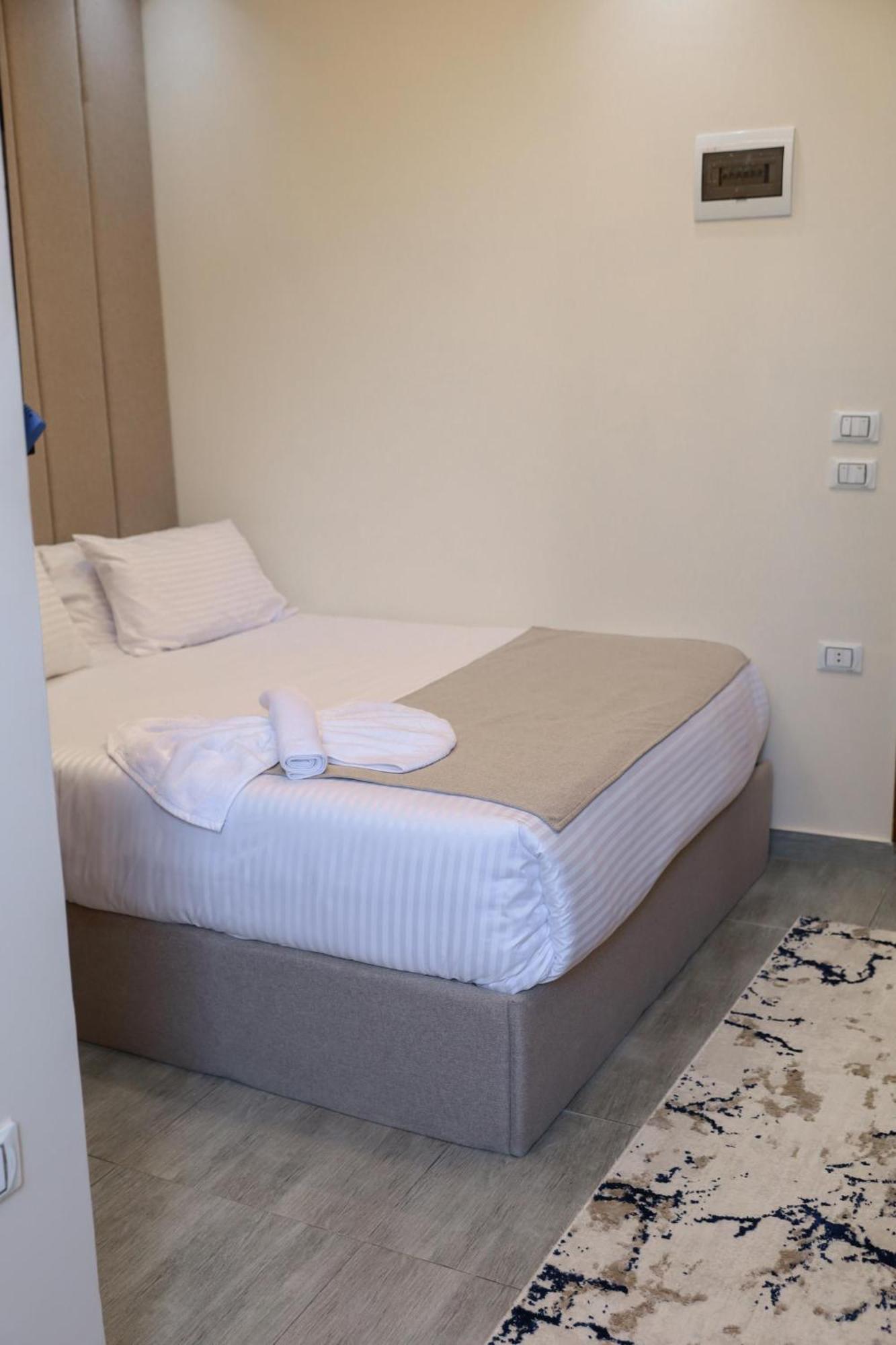 Royal Scarab Pyramids View Hotel 3*