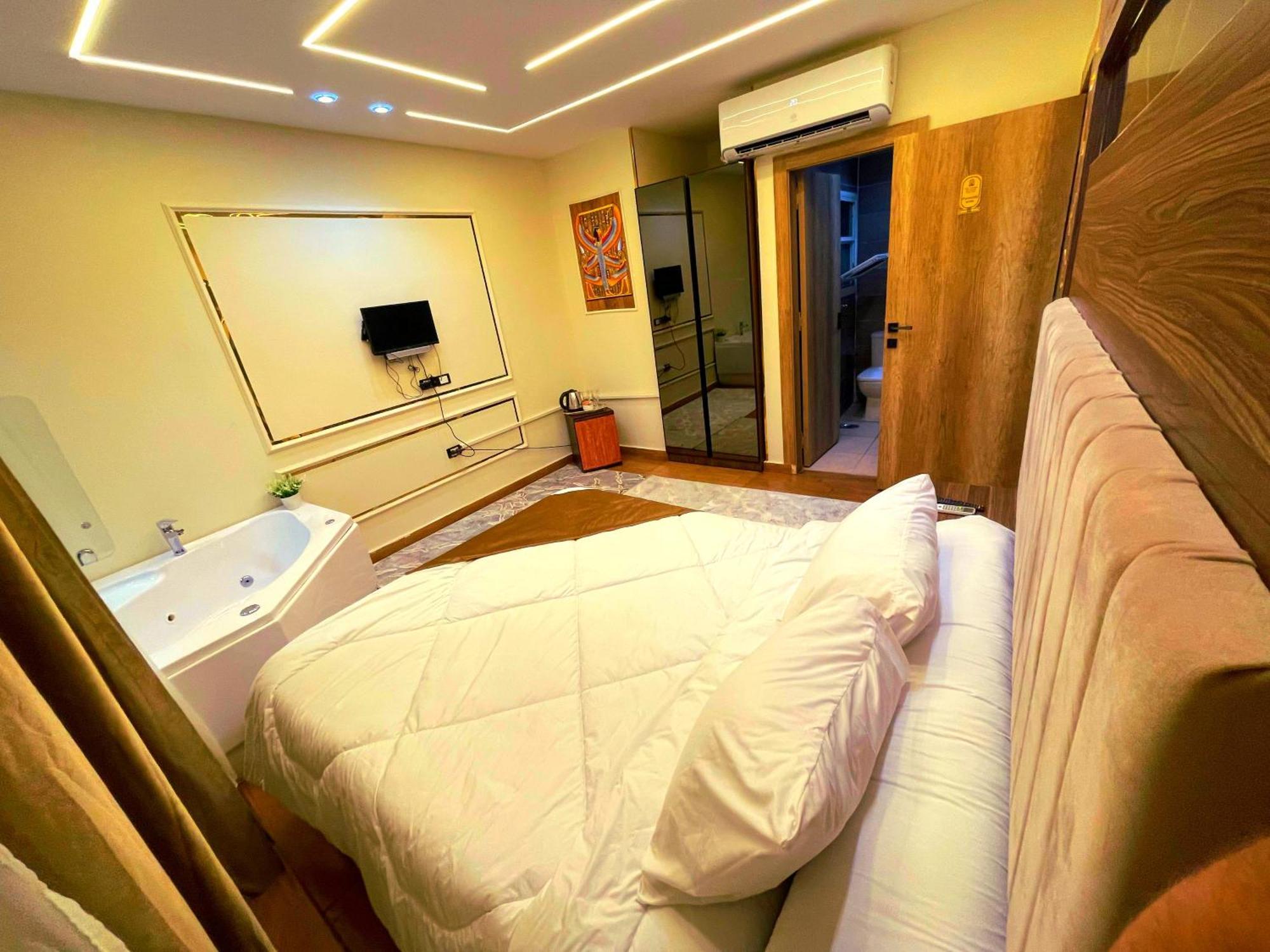 Hotel Pyramids Golden Temple Cairo